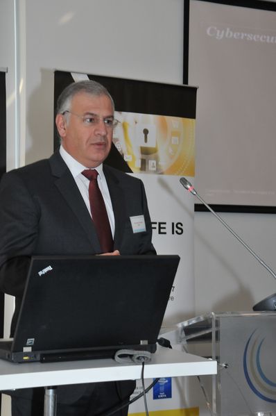 File:Conference 11.jpg